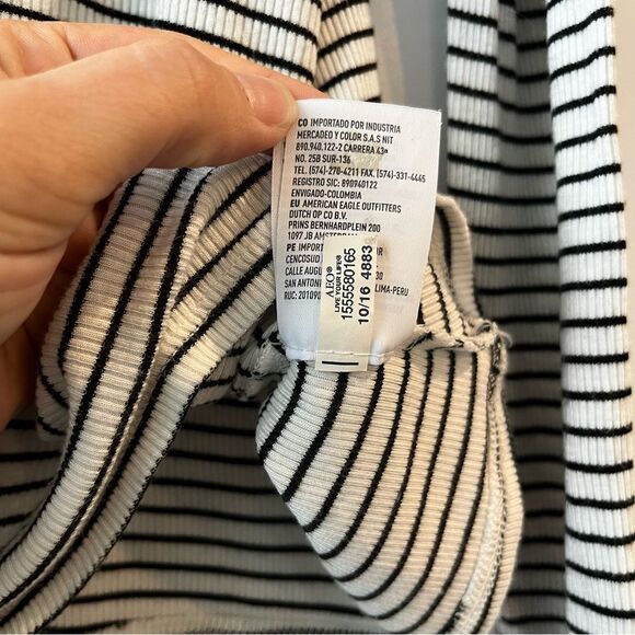 American Eagle Soft & Sexy Striped Mock Neck Long Sleeve Size M - Picture 6 of 7